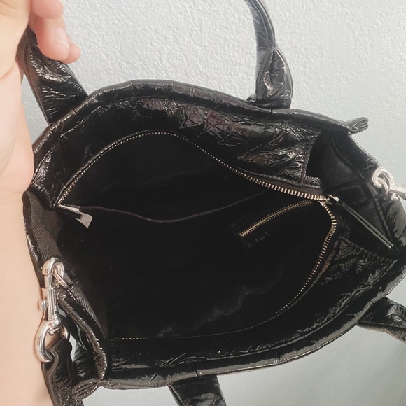 Marc Jacobs The Shiny Crinkle Tote Authentic - Picture 11 of 14